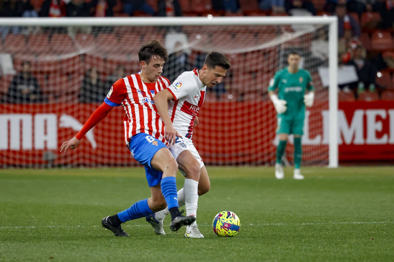 Fotos: Las mejores imágenes del Sporting 1-1 Huesca