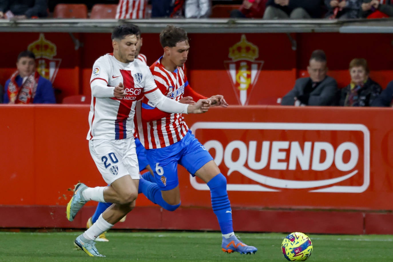 Fotos: Las mejores imágenes del Sporting 1-1 Huesca