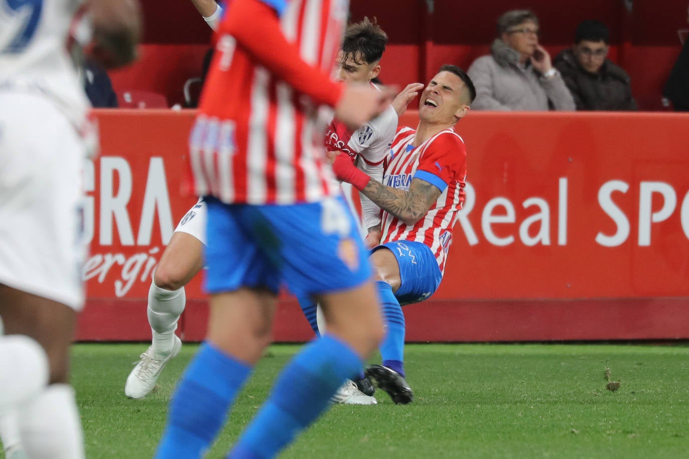 Fotos: Las mejores imágenes del Sporting 1-1 Huesca