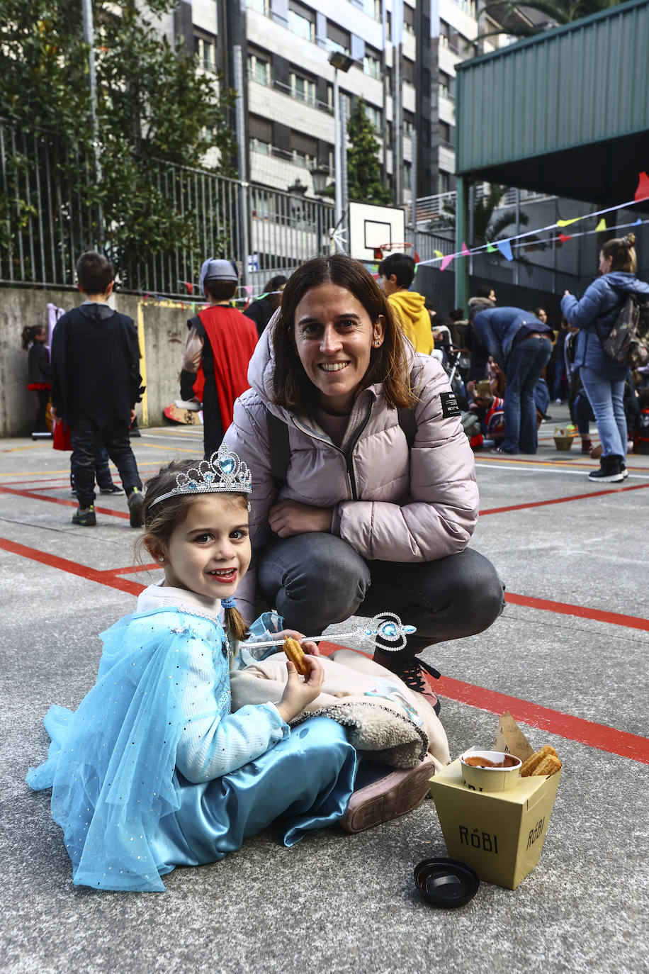 Fotos: El carnaval más colorido en los colegios asturianos