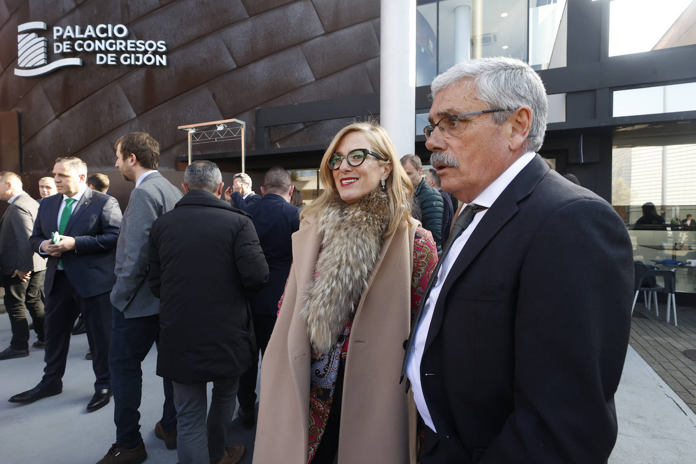 Fotos: La ministra de Industria, Reyes Maroto, presenta en Gijón el PERTE de la descarbonización