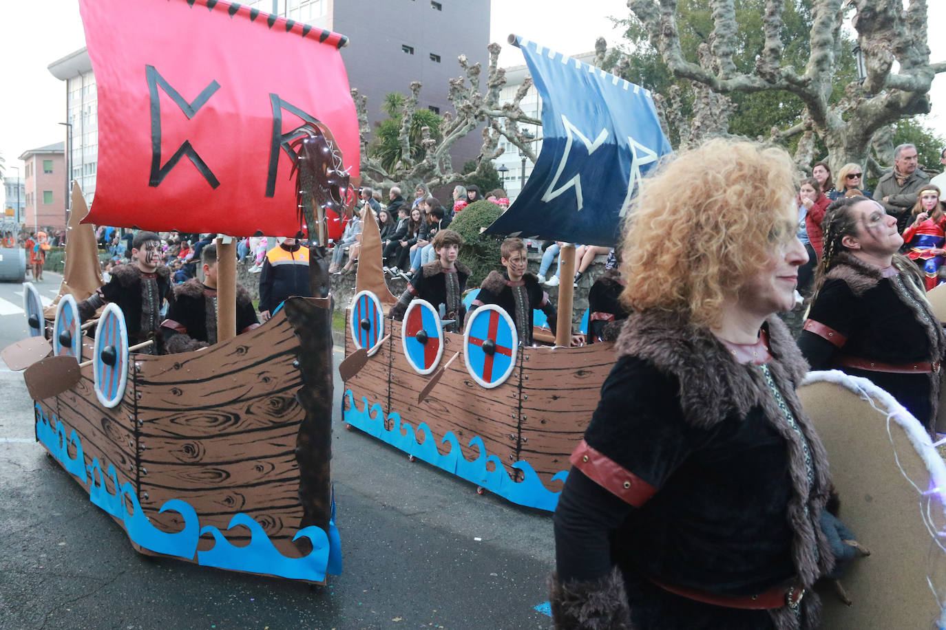 Fotos: Llanes abre la fiesta del carnaval en el oriente