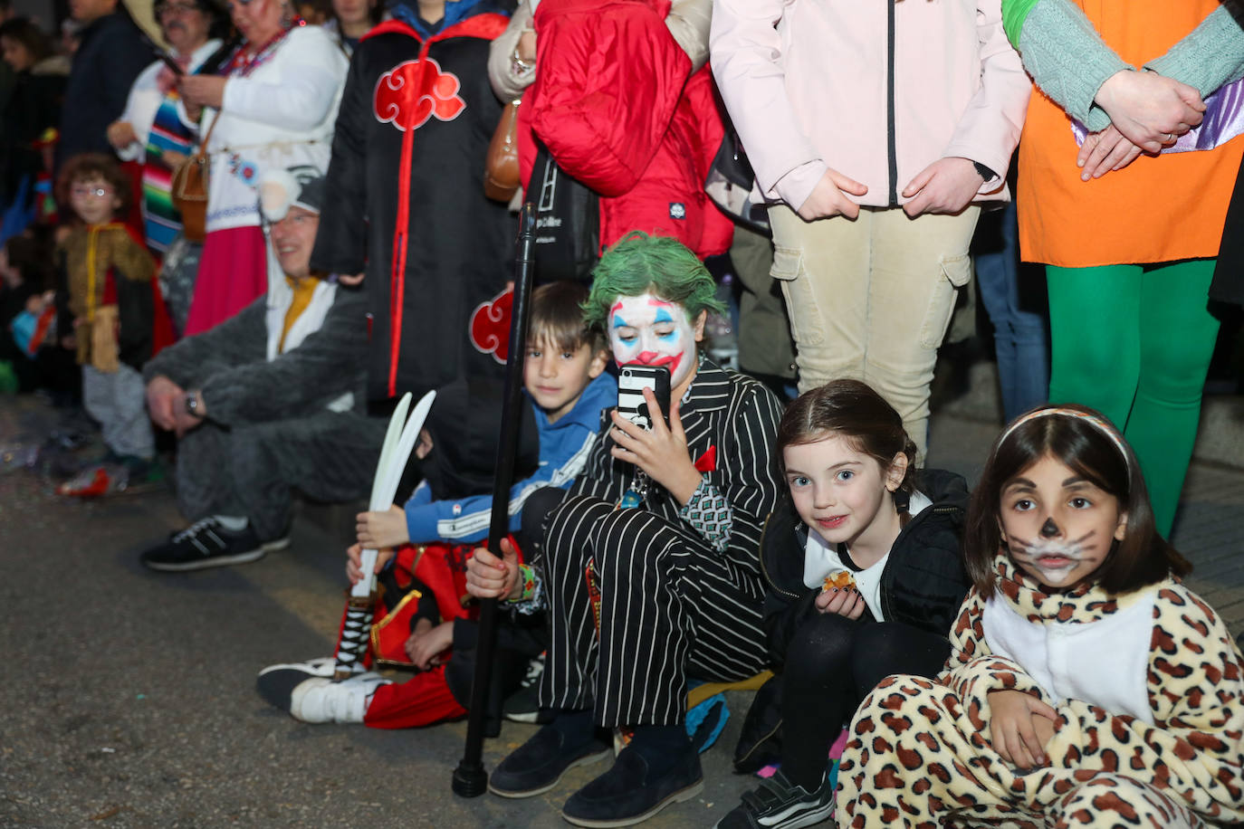 Fotos: Diversión por las calles de Gijón en el desfile del Antroxu