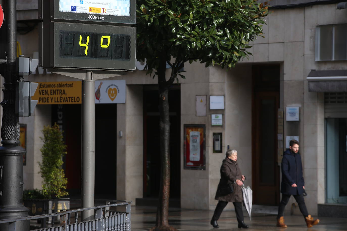 Fotos: Asturias, bajo el frío, la nieve y la lluvia
