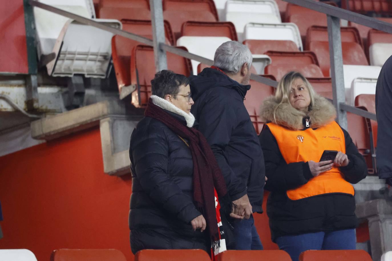 Fotos: ¿Estuviste en el Sporting - Tenerife? ¡Búscate!