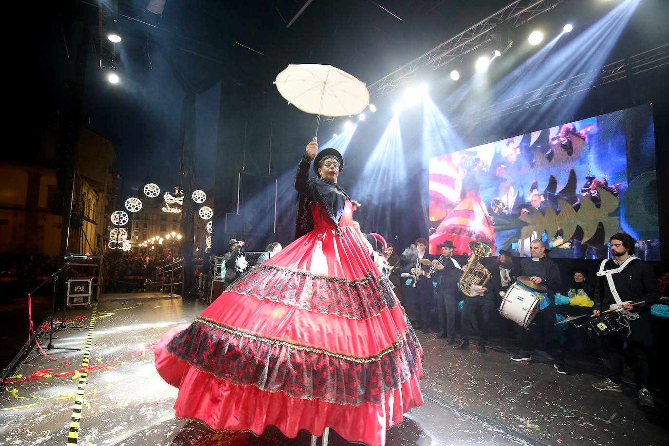 Fotos: Derroche de color y diversión en el carnaval de Oviedo