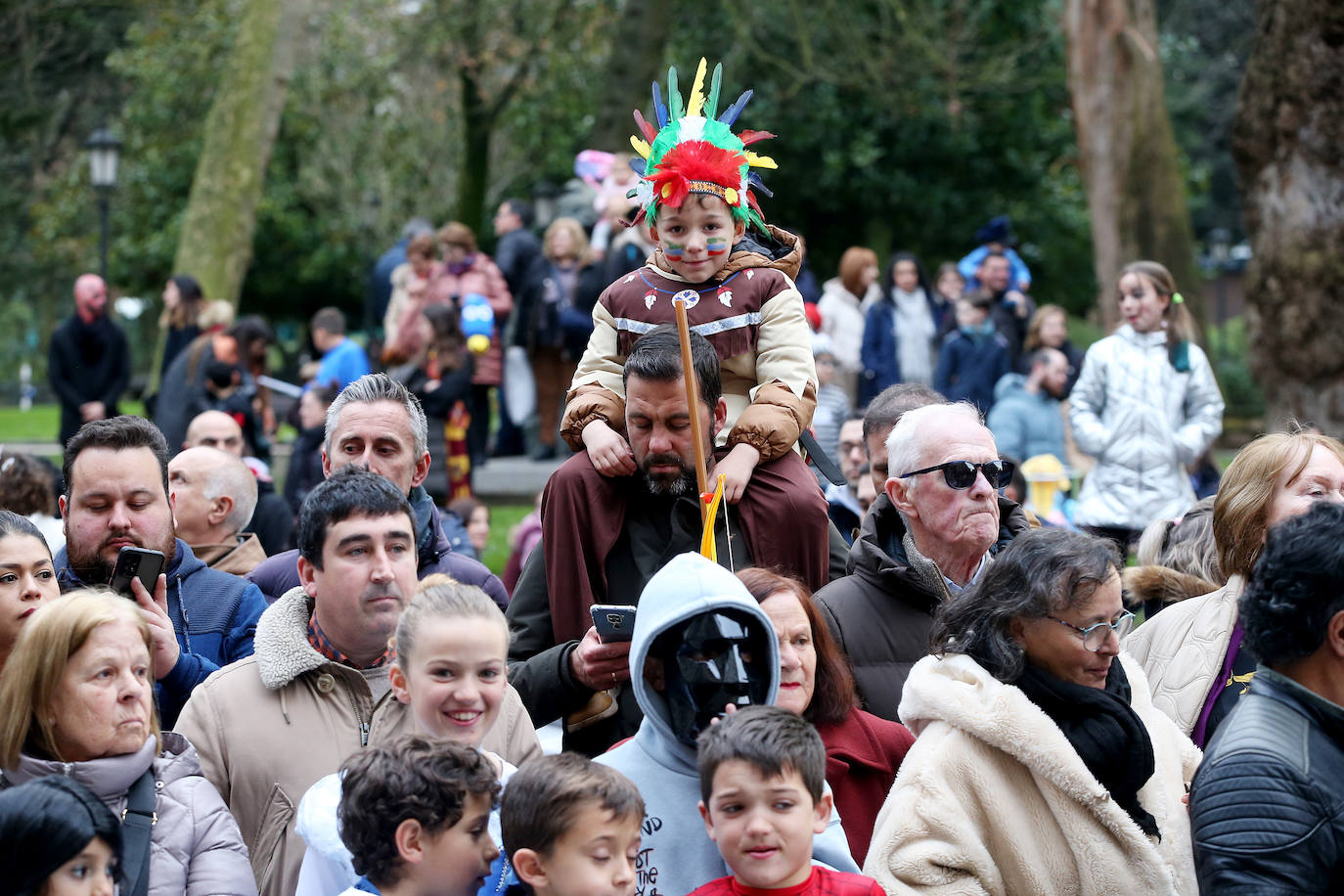 Fotos: Derroche de color y diversión en el carnaval de Oviedo