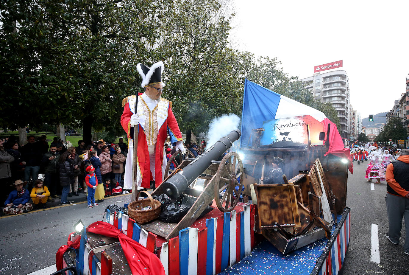 Fotos: Derroche de color y diversión en el carnaval de Oviedo