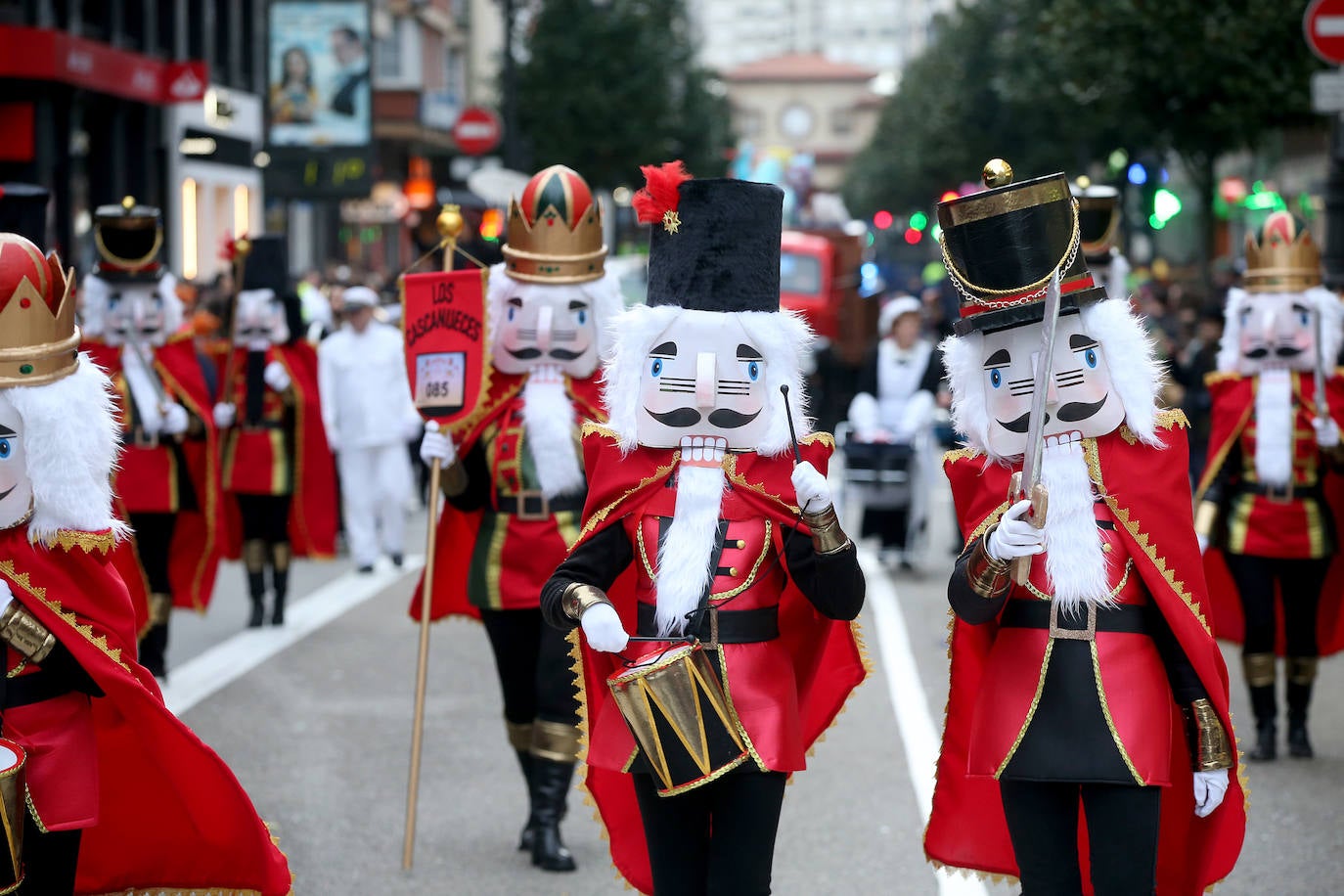 Fotos: Derroche de color y diversión en el carnaval de Oviedo