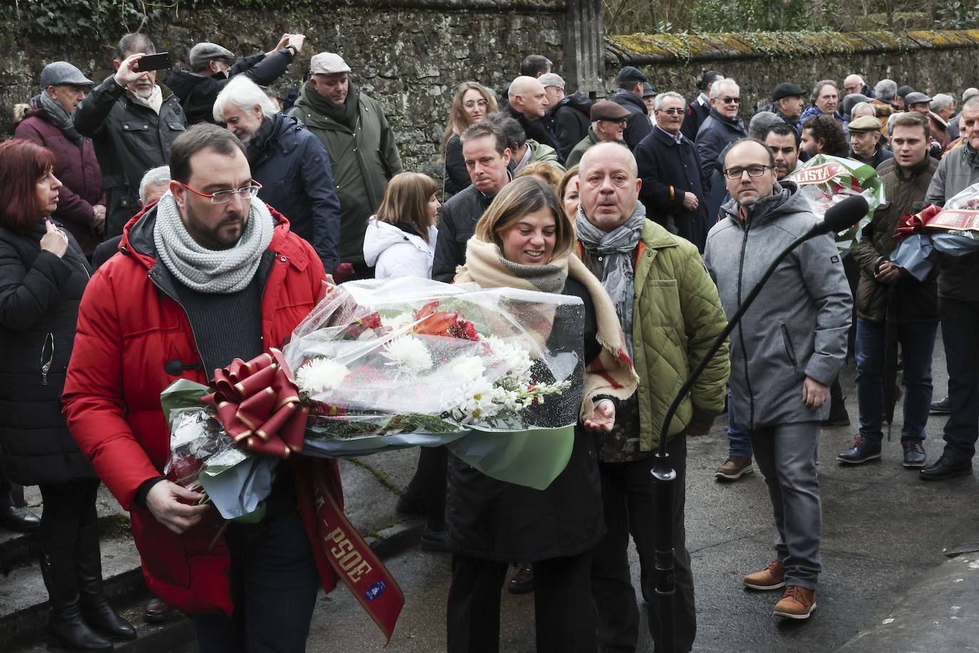 Fotos: Homenaje a Manuel Llaneza en Mieres