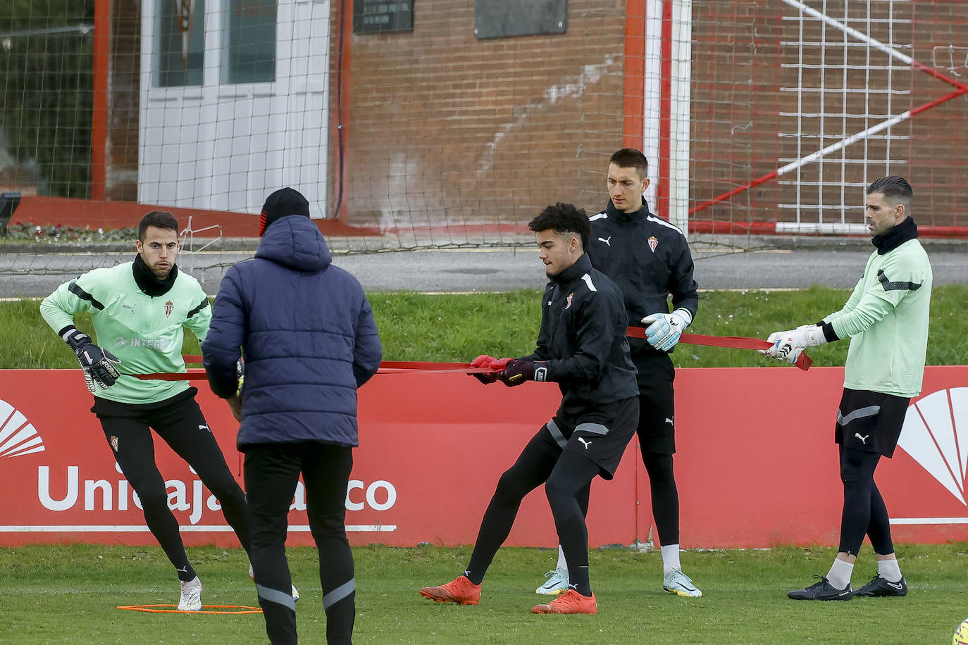 Fotos: Entrenamiento del Sporting (28/02/2023)