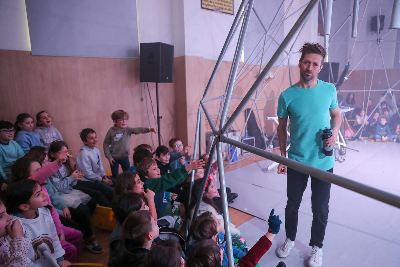 Fotos: Feten lleva el teatro a los más pequeños en Gijón