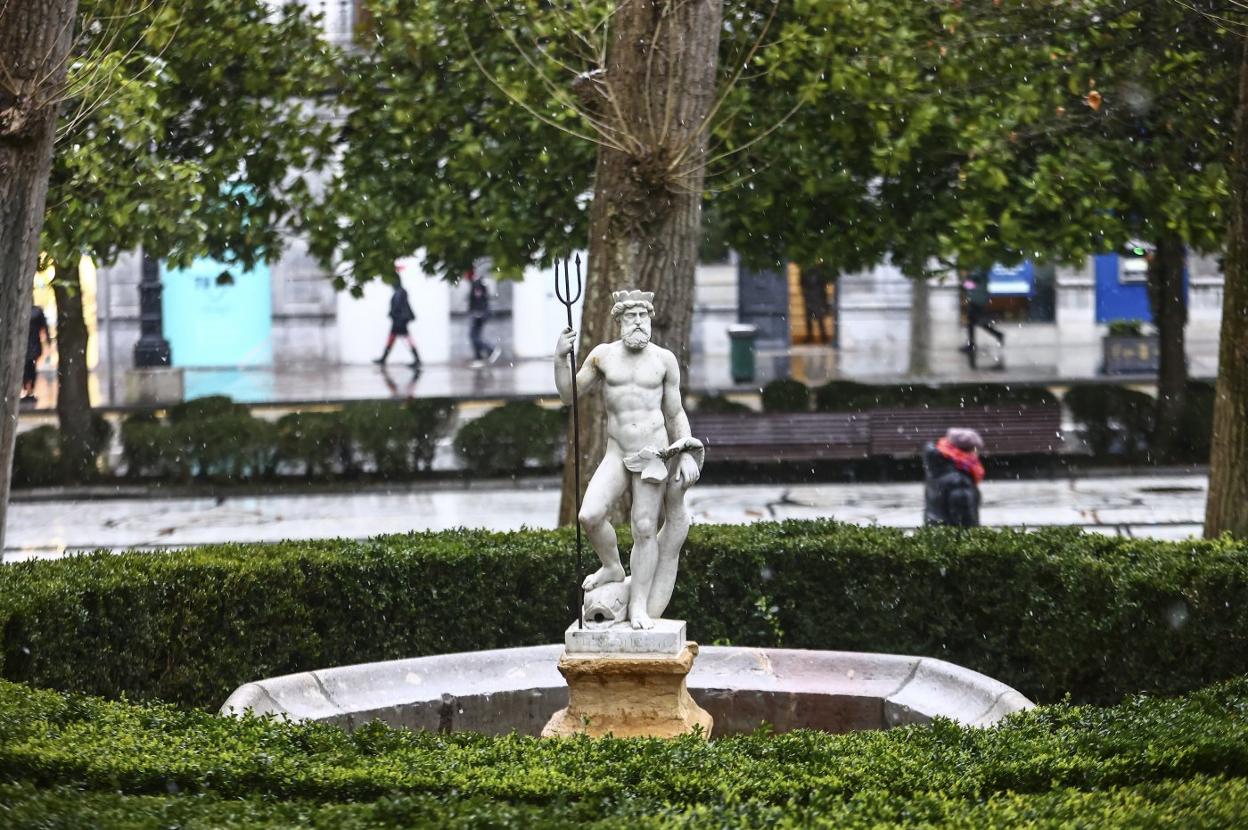 Neptuno vuelve al Campo San Francisco