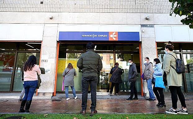 Asturias, con 903 parados menos, segunda comunidad donde más baja el desempleo