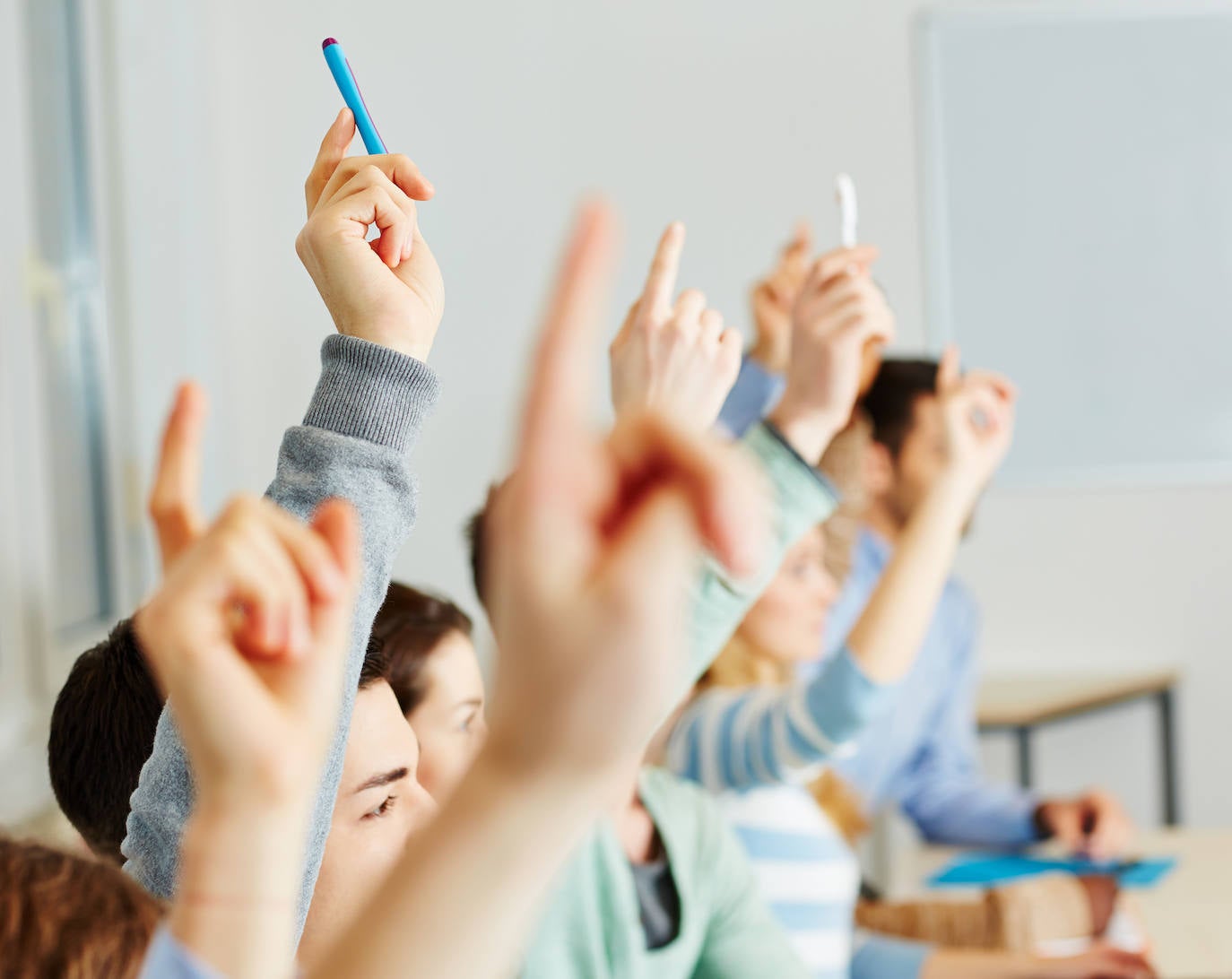 Nueva beca de 400 euros para estudiantes sin requisitos de renta. 