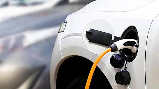 Aumentan las ventas de los coches eléctricos y con motor de gas en Asturias