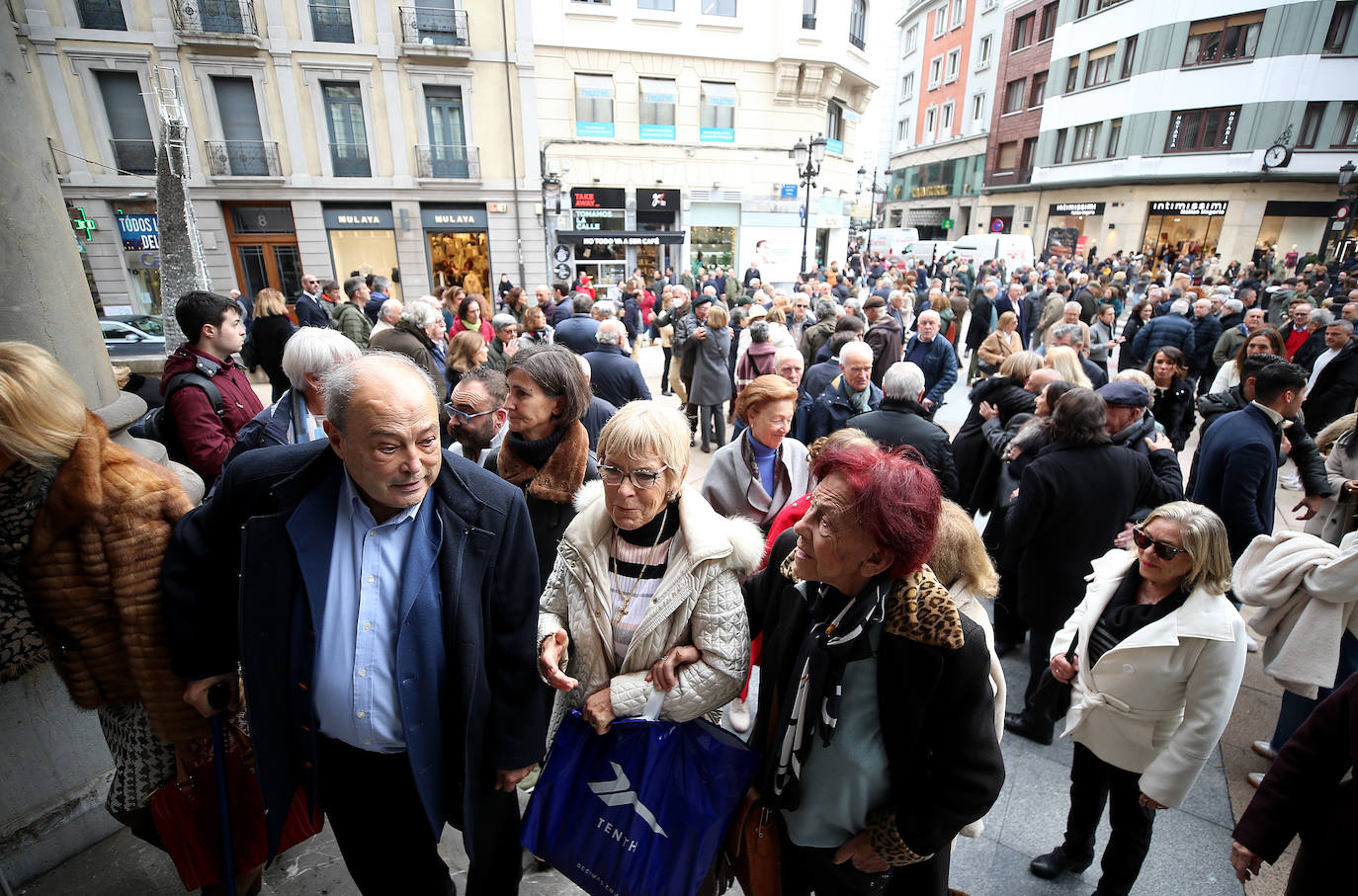 Emotivo adiós a Francisco Gayoso, referente en las confiterías de Oviedo
