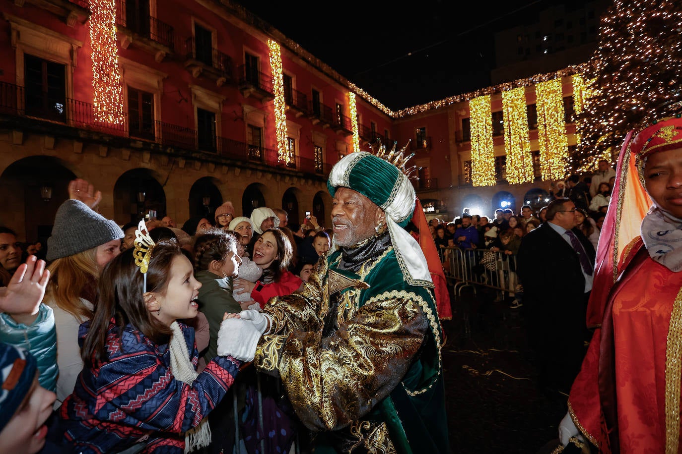 Los Reyes en el Ayuntamiento de Gijón