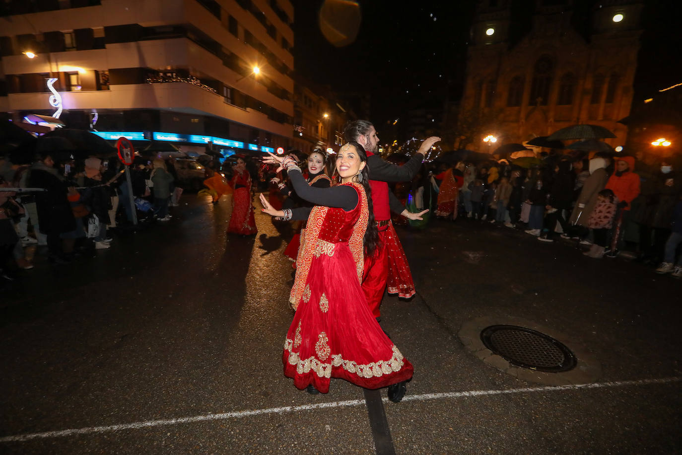 Todas las fotos de la cabalgata de los Reyes Magos en Avilés