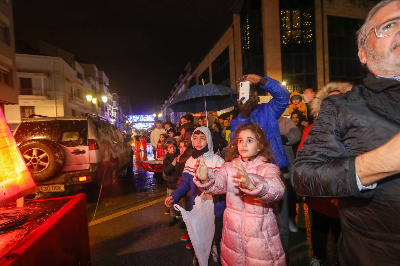 Todas las fotos de la cabalgata de los Reyes Magos en Avilés