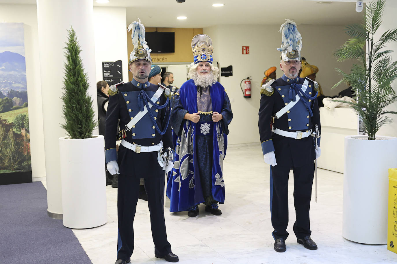 Ilusión y nervios en Oviedo antes de la cabalgata de los Reyes Magos