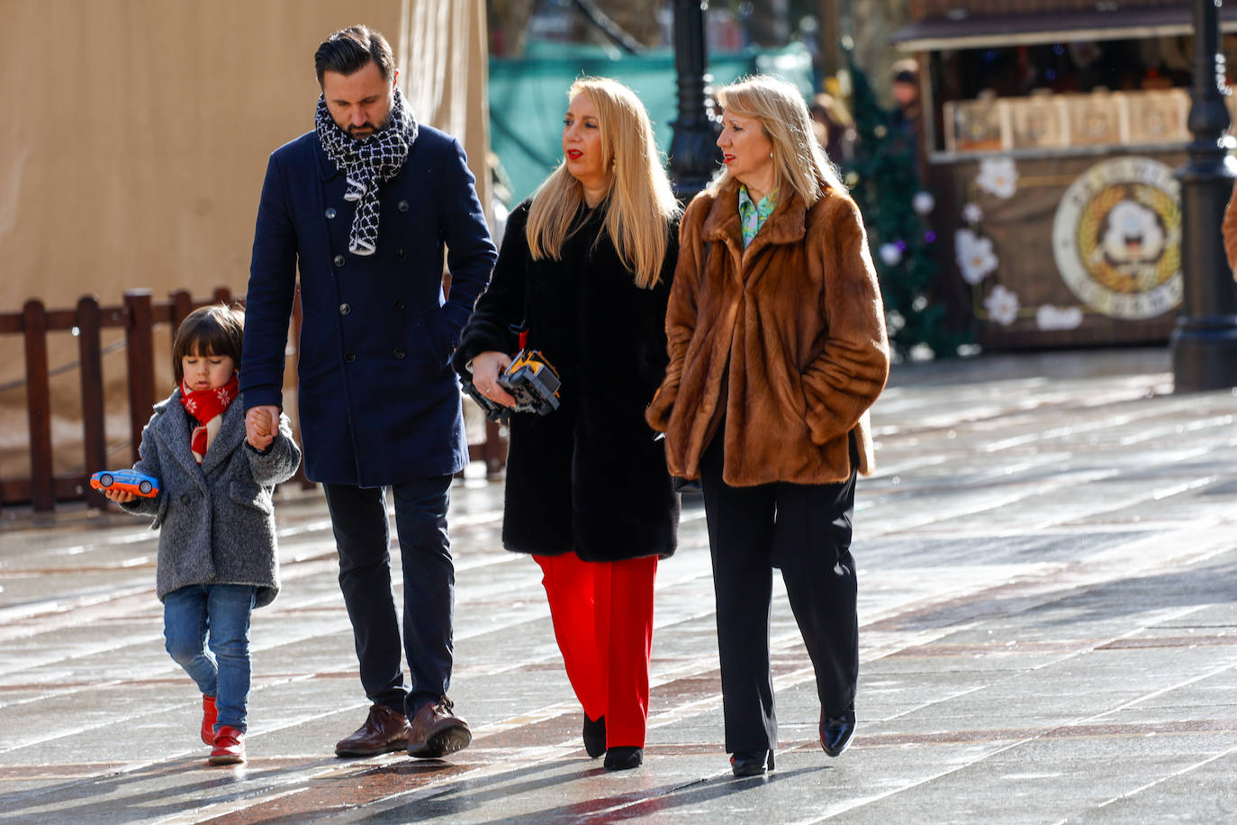 Una mañana de Reyes cargada de ilusión y de regalos en Asturias