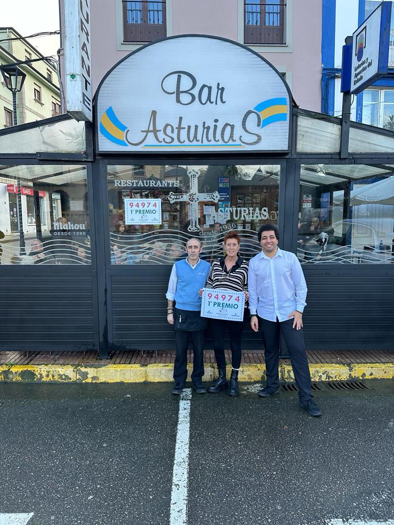 El restaurante Asturias también repartió suerte en Vegadeo. 