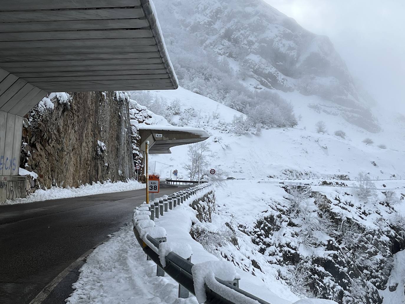 Asturias, bajo la nieve