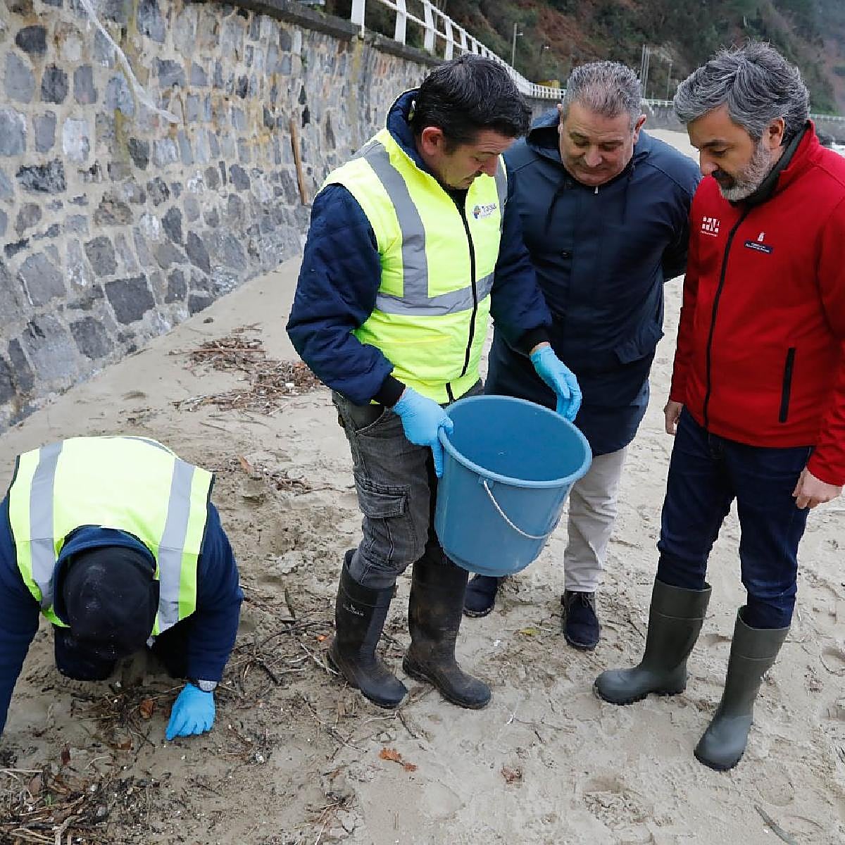«Los pélets están ya en toda la costa»