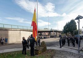 Gijón rinde homenaje a la Policía Nacional en su 200 aniversario