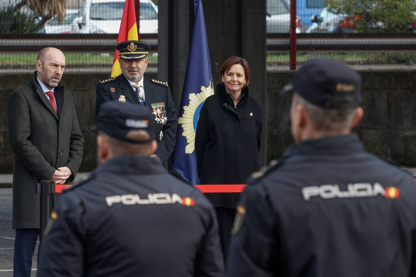 Gijón rinde homenaje a la Policía Nacional en su 200 aniversario