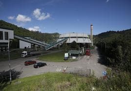 Central térmica de La Pereda, que se transformará para quemar biomasa.