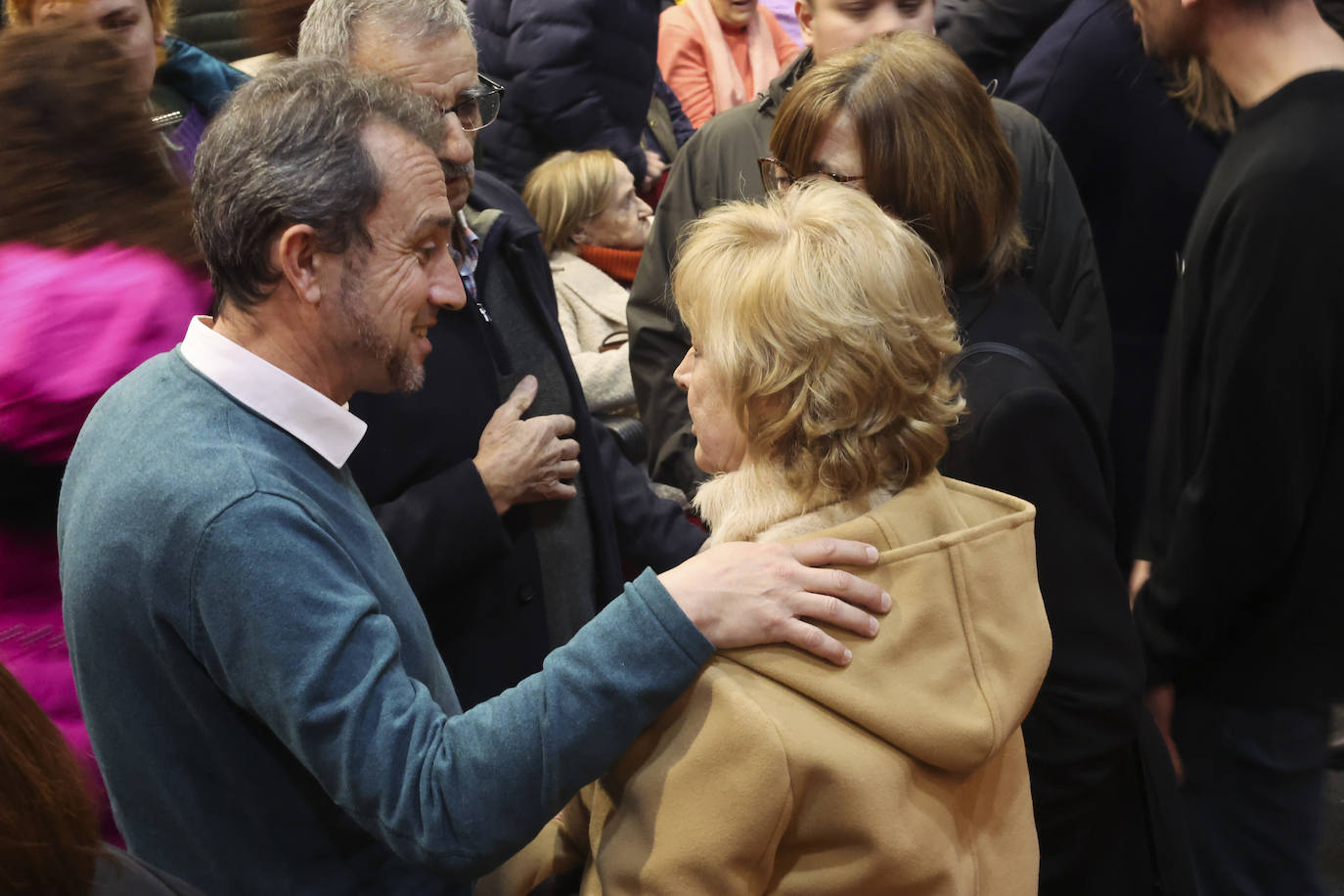 Multitudinario y emotivo adiós a Anita Sirgo, referente de la lucha obrera