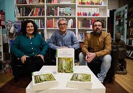 Beatriz González, Ramón García Piñeiro y el historiador Toño Huerta, en La Buena Letra.