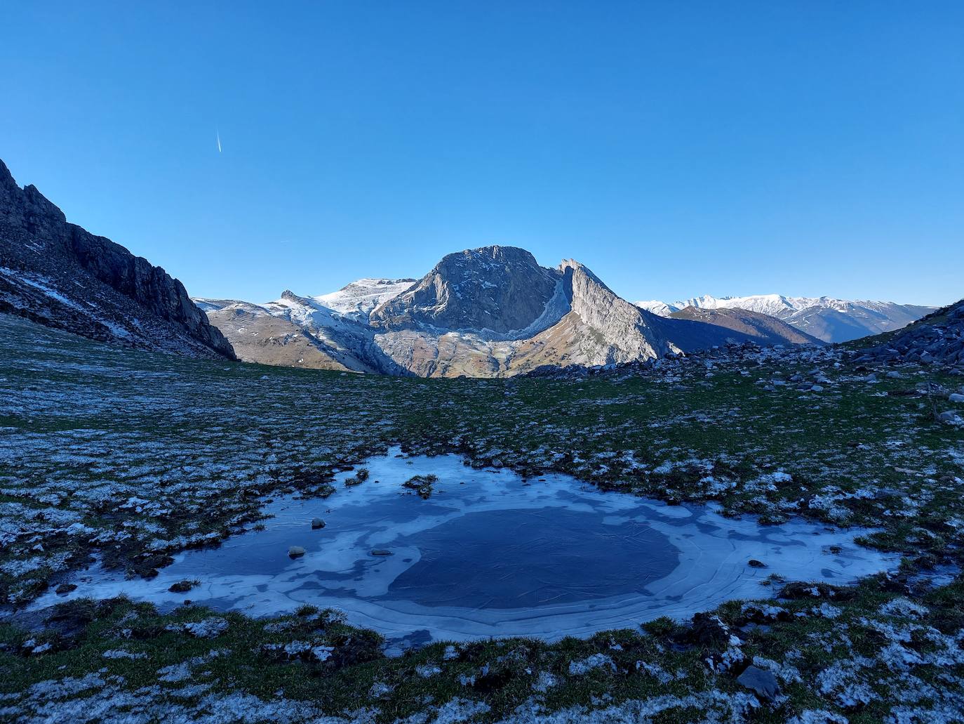 Tres rutas unidas que hacen un recorrido mágico: a las Foces del Pino, Los Pandos y Peña Melera