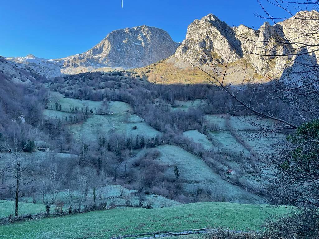 Tres rutas unidas que hacen un recorrido mágico: a las Foces del Pino, Los Pandos y Peña Melera