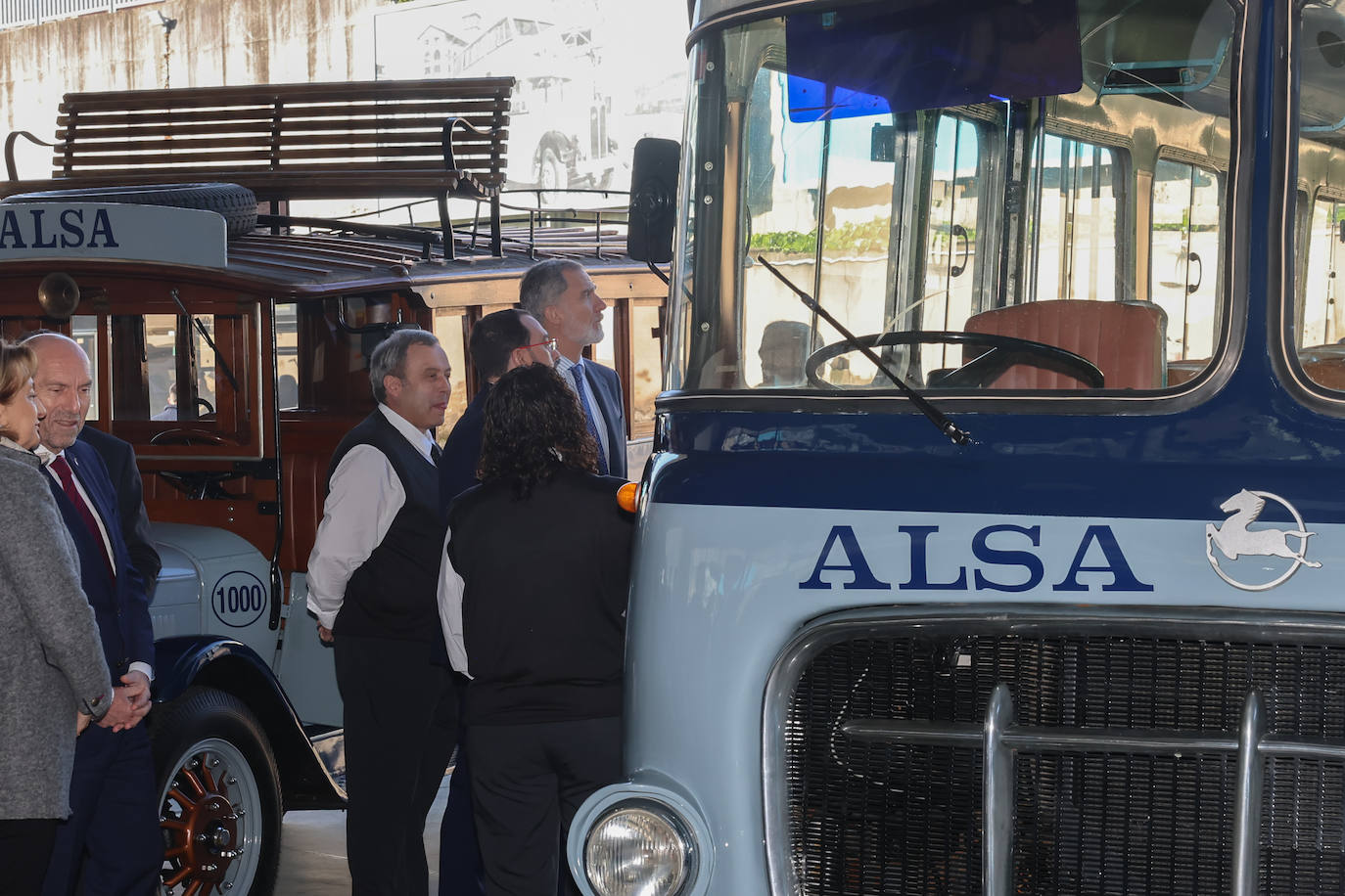 El Rey visita Asturias en el aniversario de Mantequerías Arias y ALSA