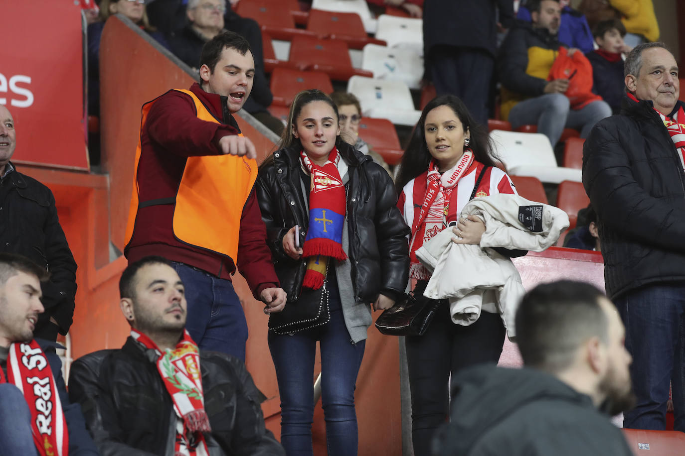 ¿Estuviste en el Sporting - Racing de Ferrol? ¡Búscate en las fotos!