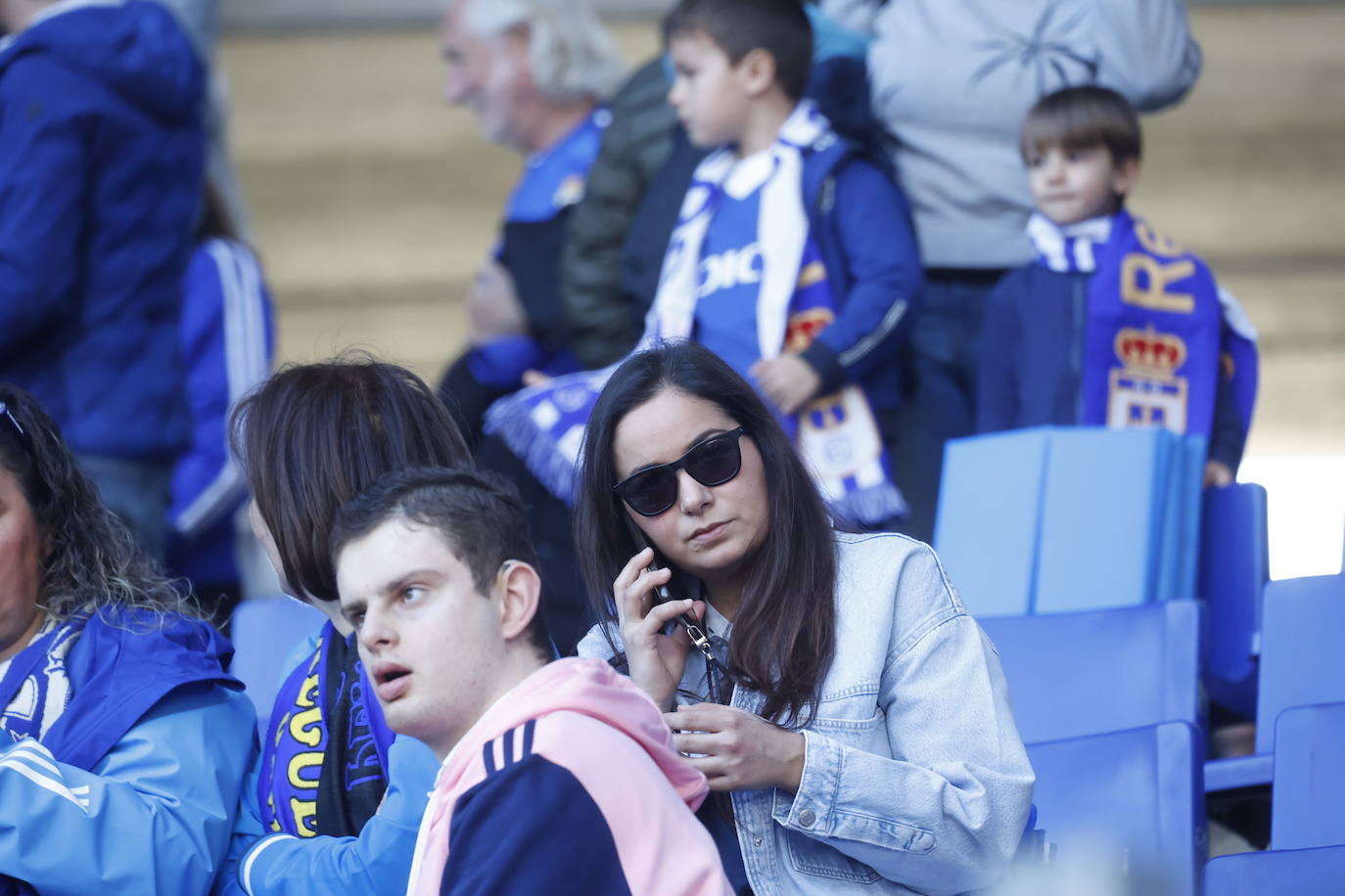 ¿Estuviste viendo el Real Oviedo - Eldense? ¡Búscate en las fotos del Tartiere!