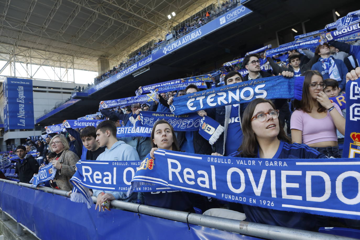 ¿Estuviste viendo el Real Oviedo - Eldense? ¡Búscate en las fotos del Tartiere!