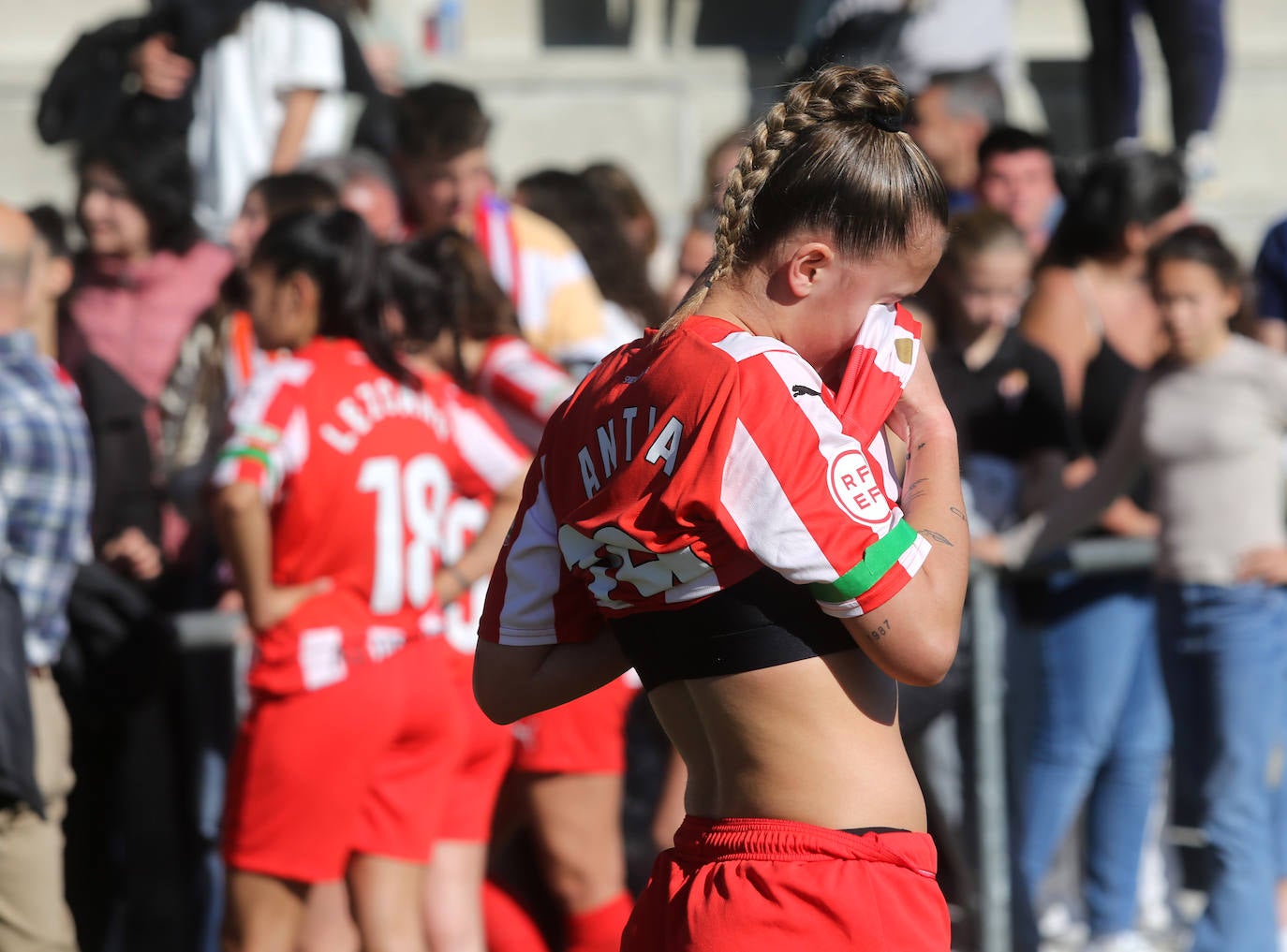 El derbi femenino Real Oviedo - Sporting de Gijón, en imágenes