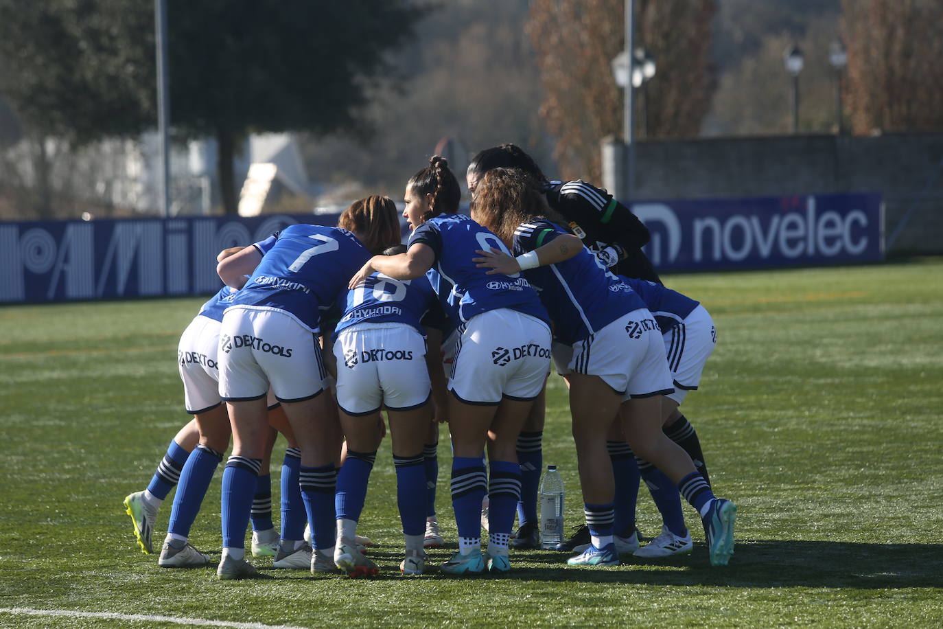 El derbi femenino Real Oviedo - Sporting de Gijón, en imágenes