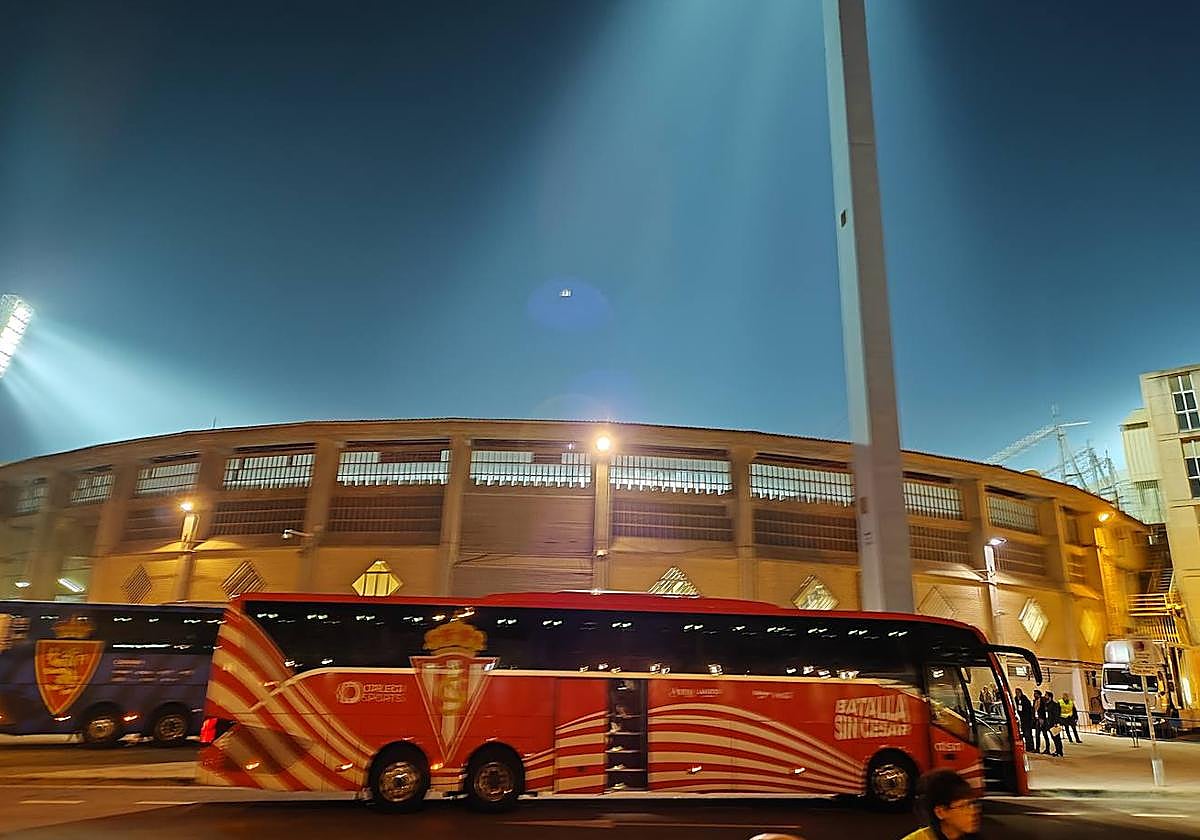 El autocar en el que el equipo volvía de Zaragoza sufrió una avería.