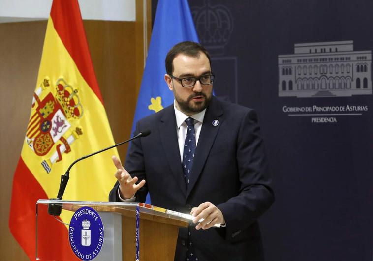 Adrián Barbón, en rueda de prensa.