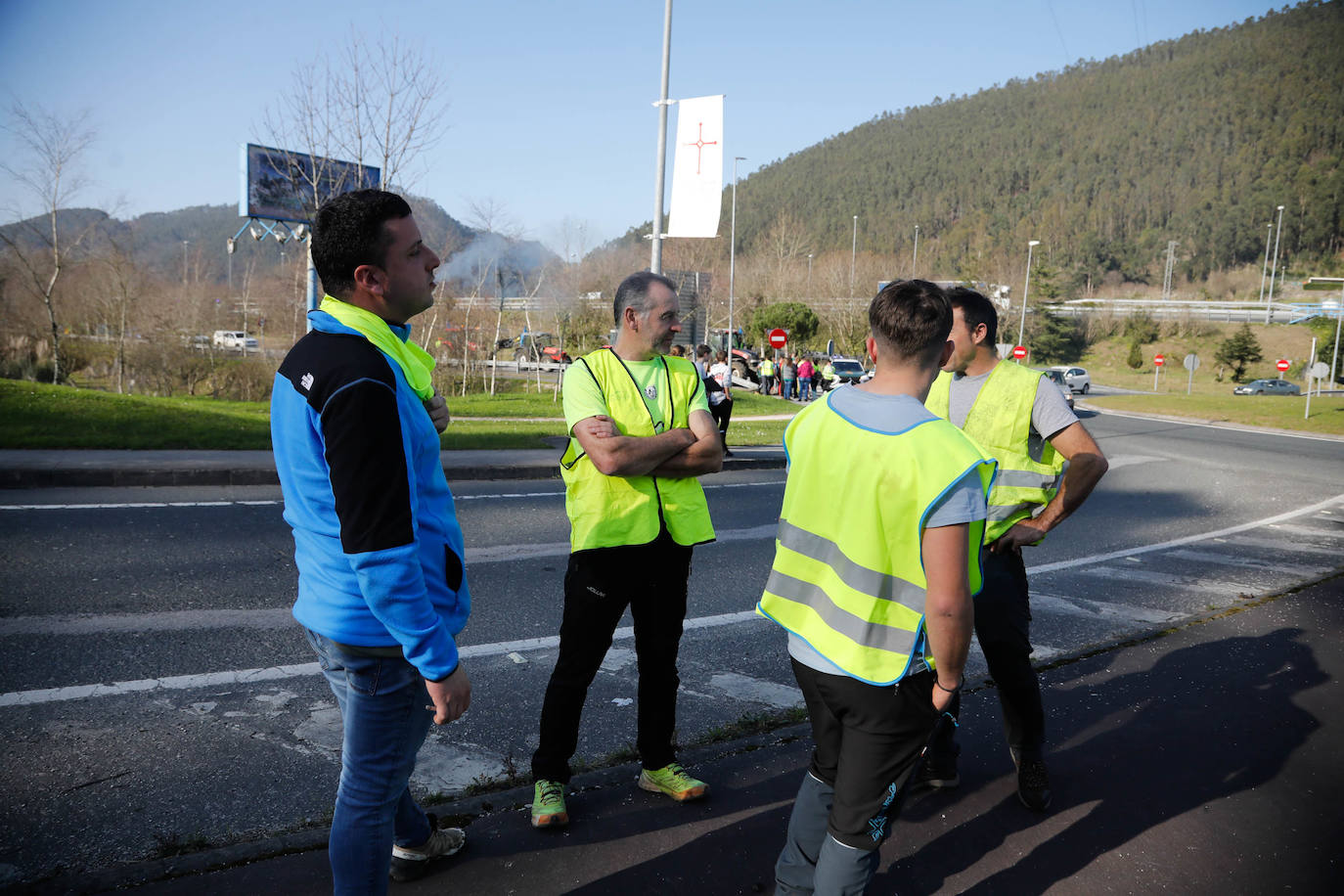 Movilización del campo asturiano: los tractores toman las carreteras