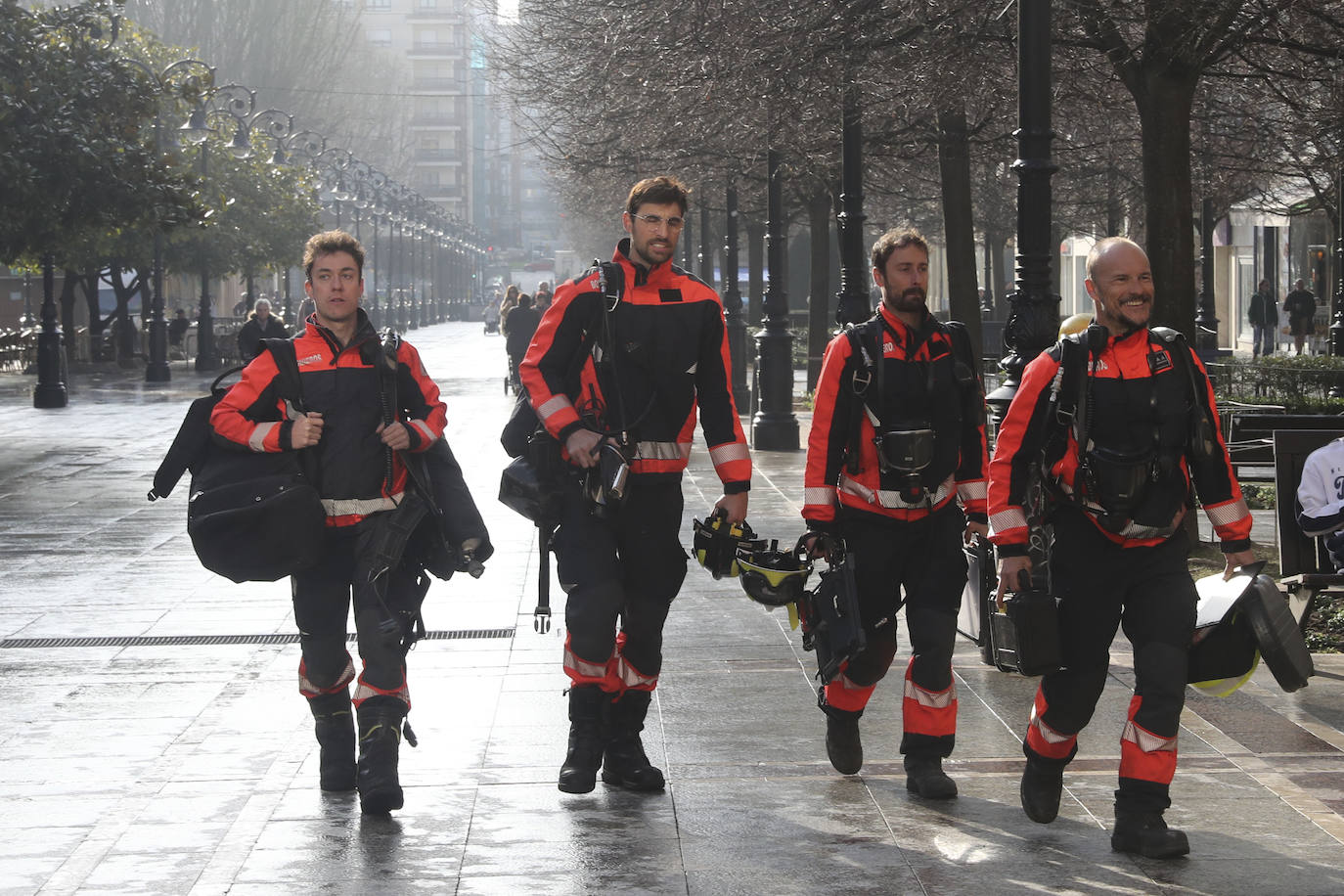 El acceso al pasadizo del refugio de Begoña, lleno de escombros