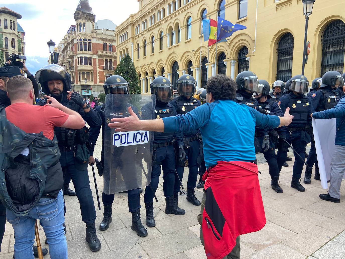 Tractorada en Asturias: las imágenes que deja la protesta del campo asturiano