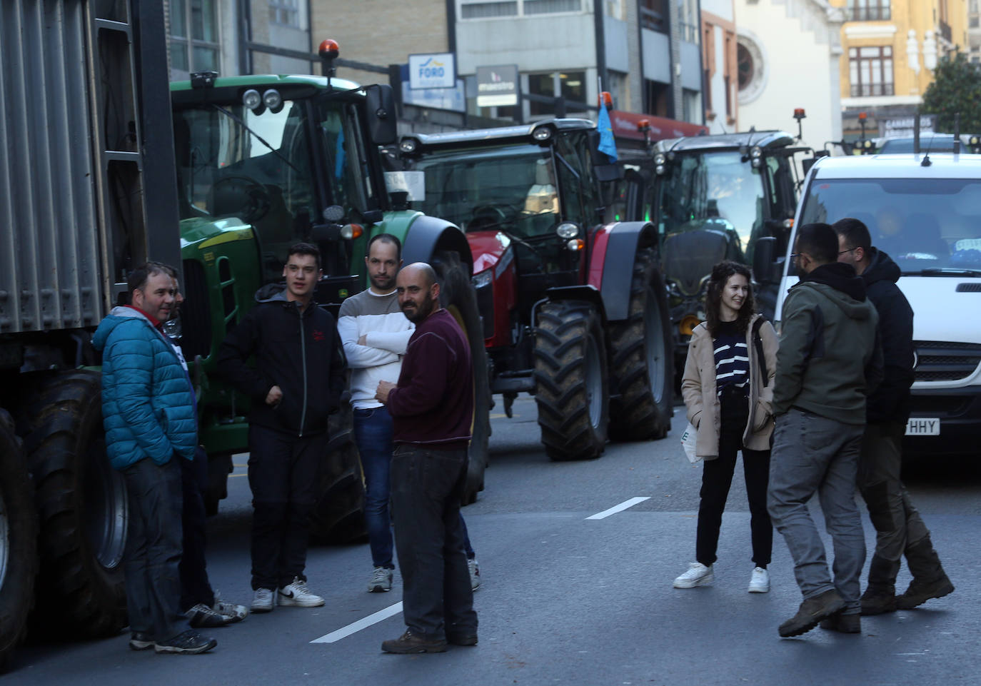 Así ha sido la tractorada en Oviedo de este viernes
