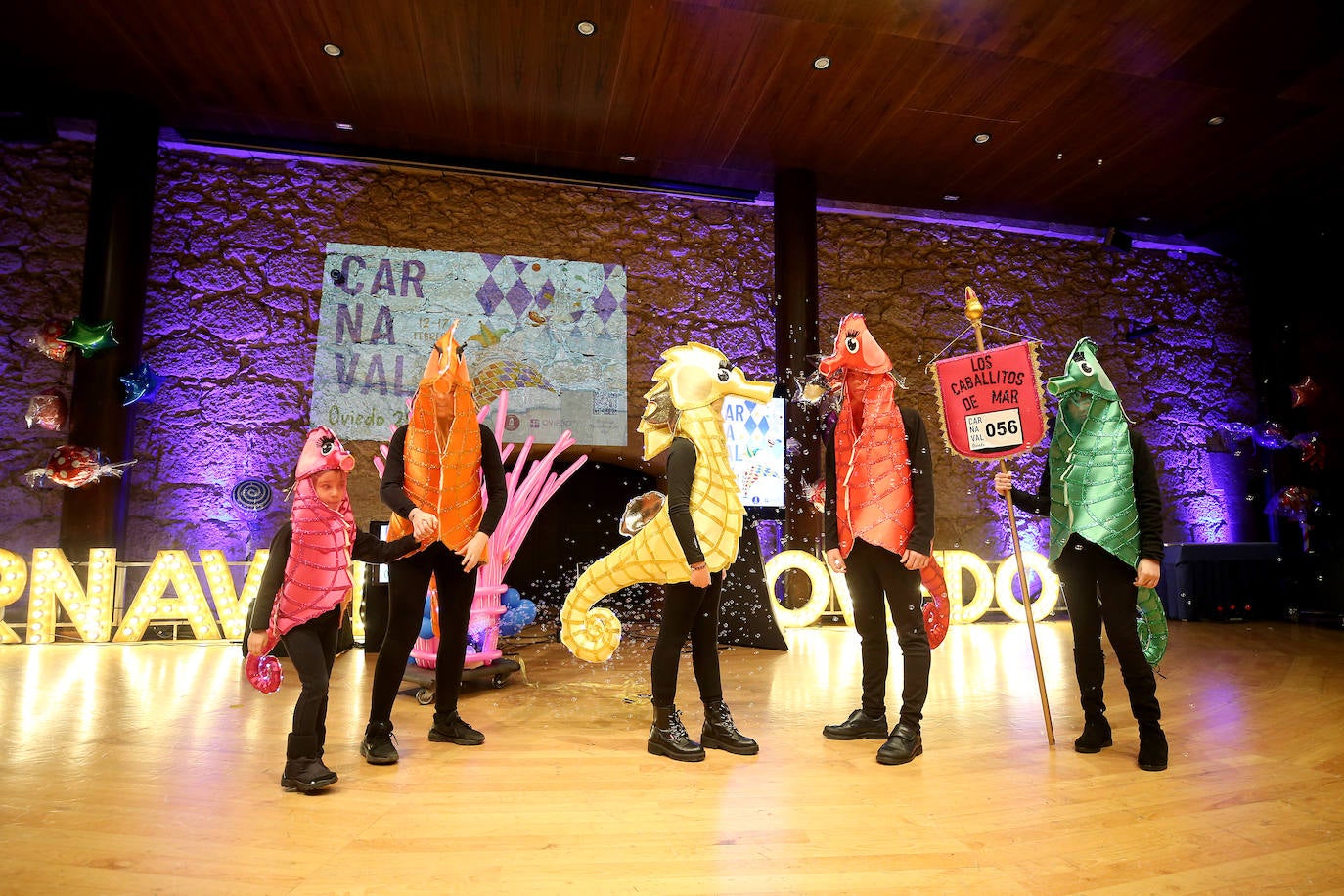 Diversión y color en el concurso de disfraces infantil de Oviedo