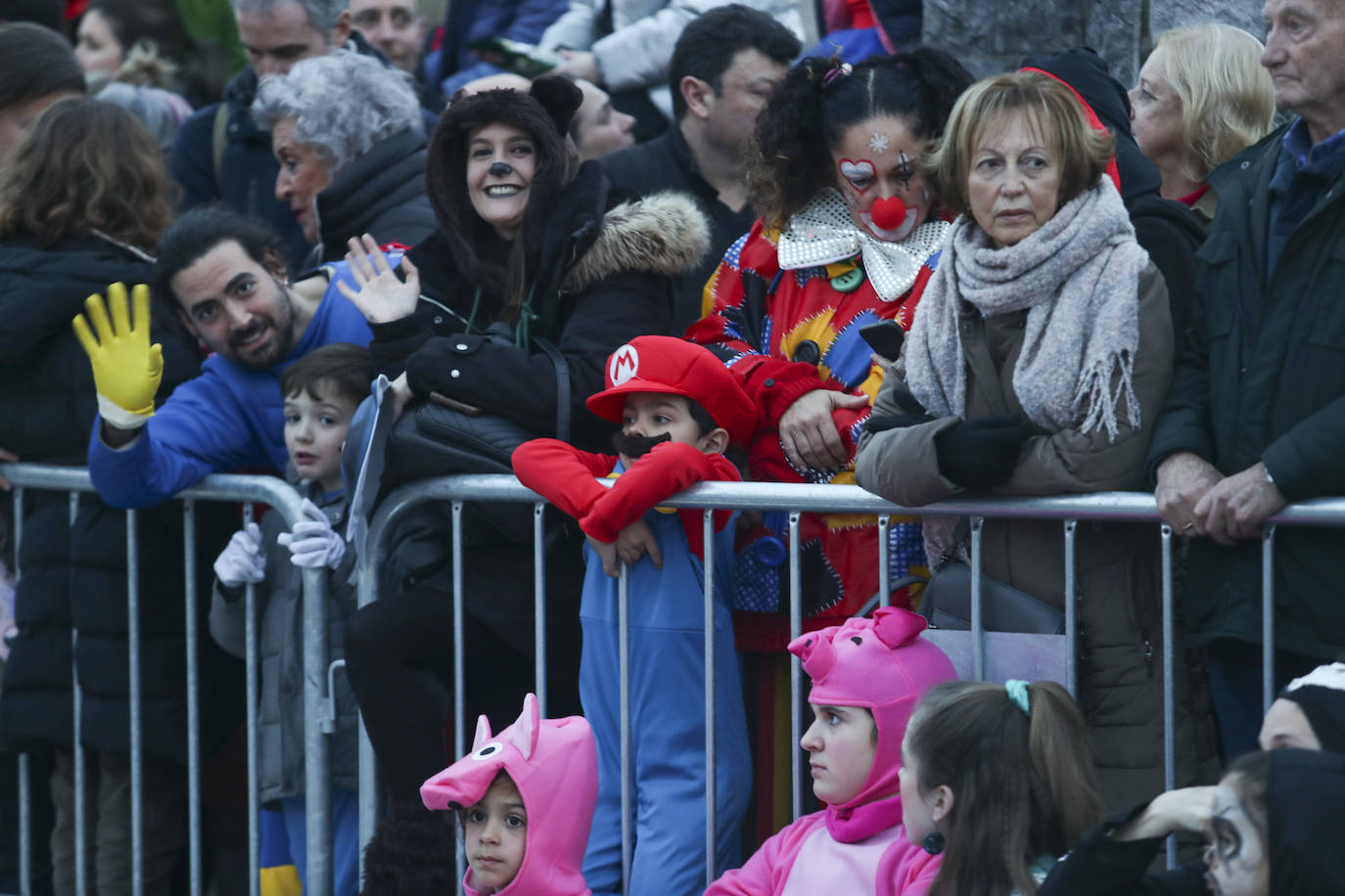 Así fue el desfile de carnaval de Gijón: una multitud y despliegue de originalidad